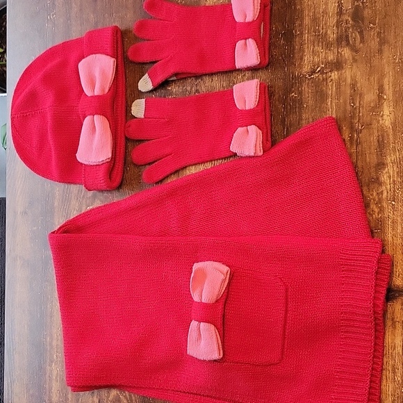 Kate Spade New York - Winter Warm Set - Picture 1 of 16